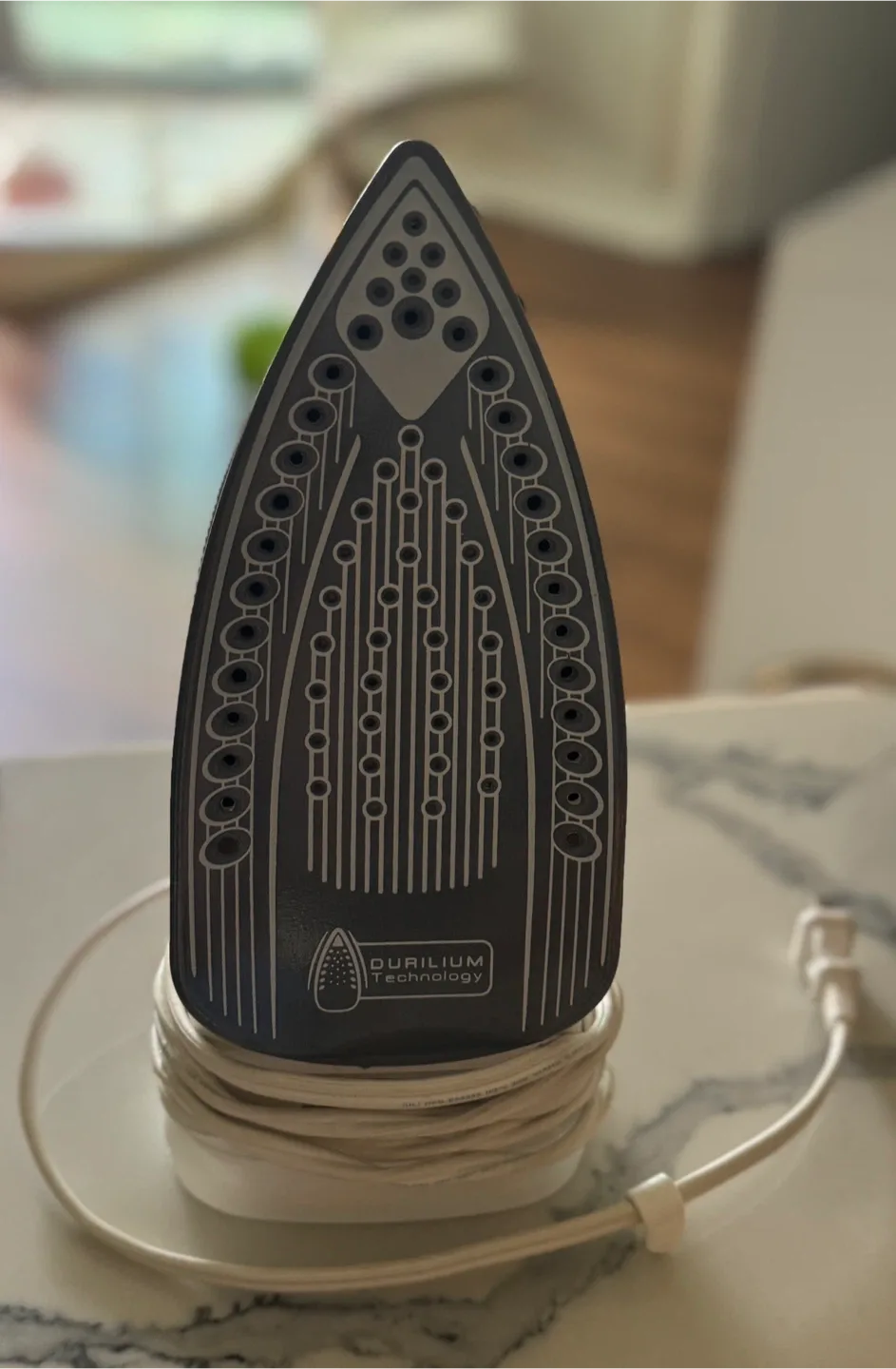 T-fal Ultraglide Iron - Purple & White image indicator(2)