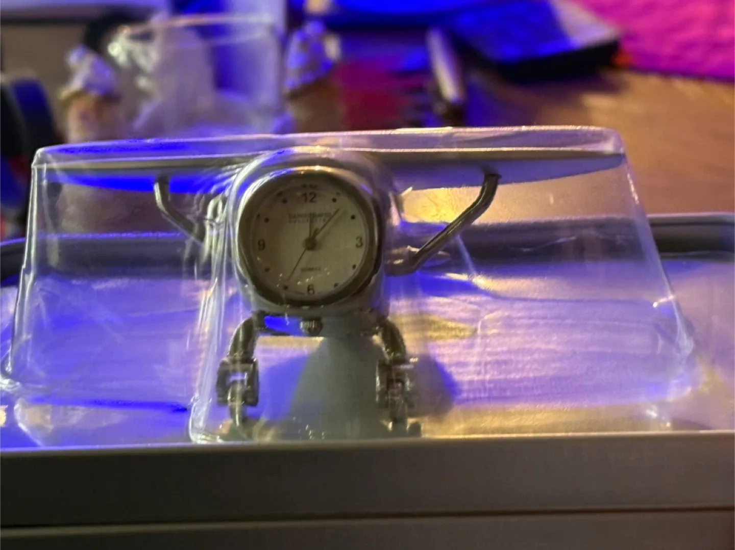 Daniel David Collection Airplane Clock - New in Box! image indicator(3)