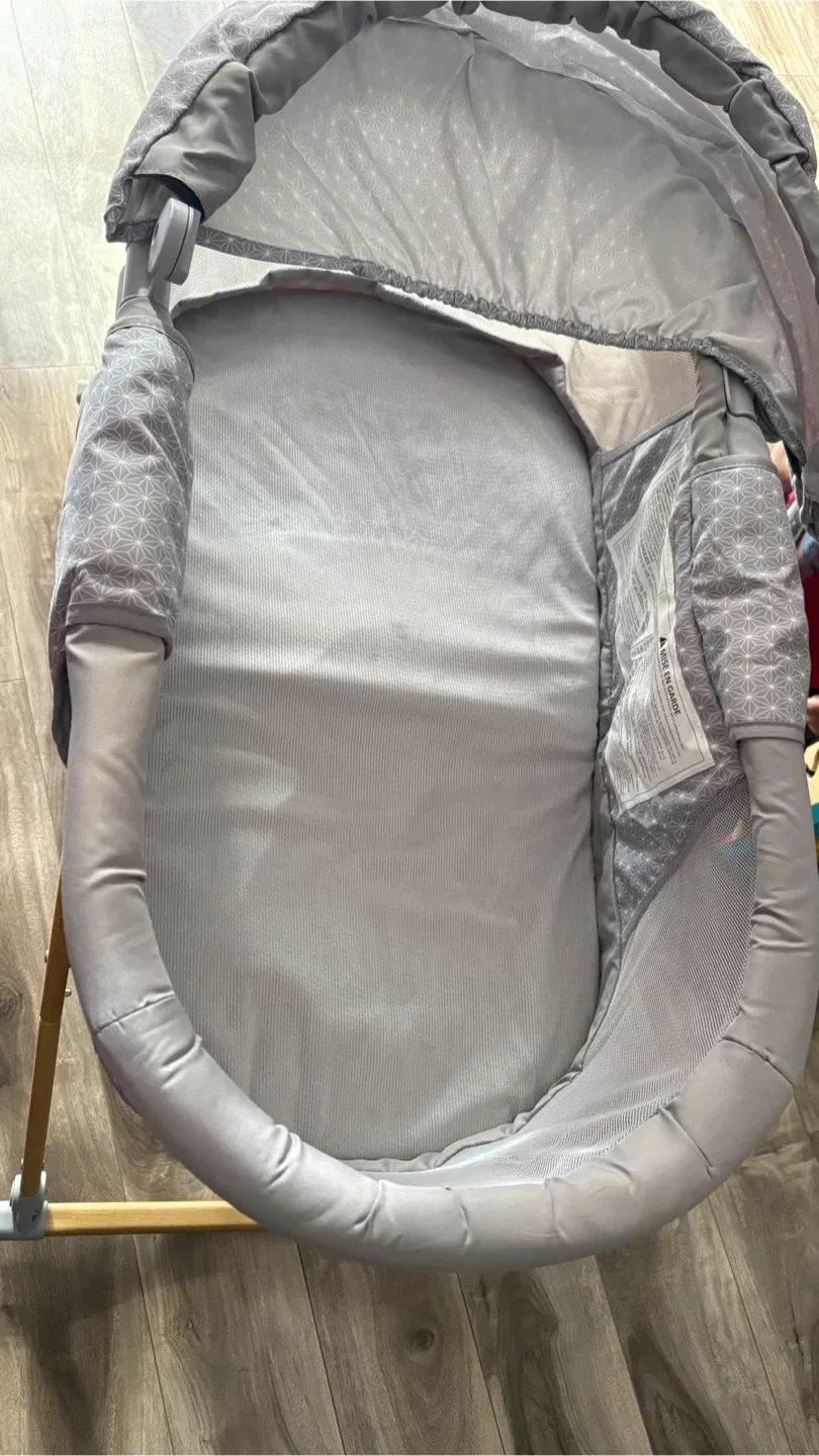 Safety 1st BassiNest Sleeper - Grey image indicator(2)