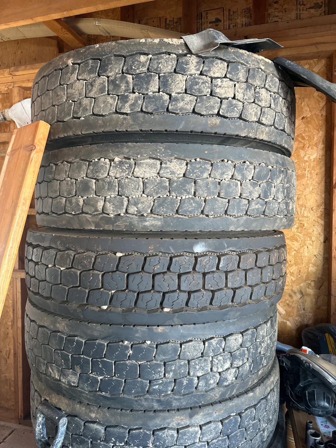 4 Truck Tires 11R22.5