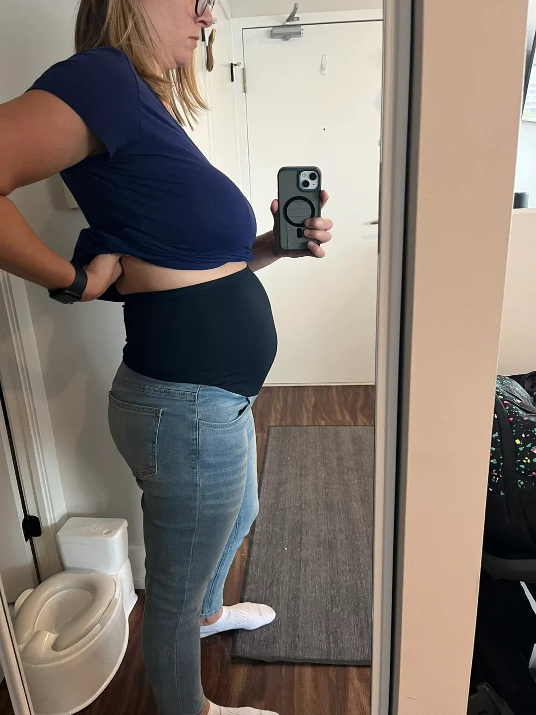 Maternity pants Medium bundle image indicator(8)