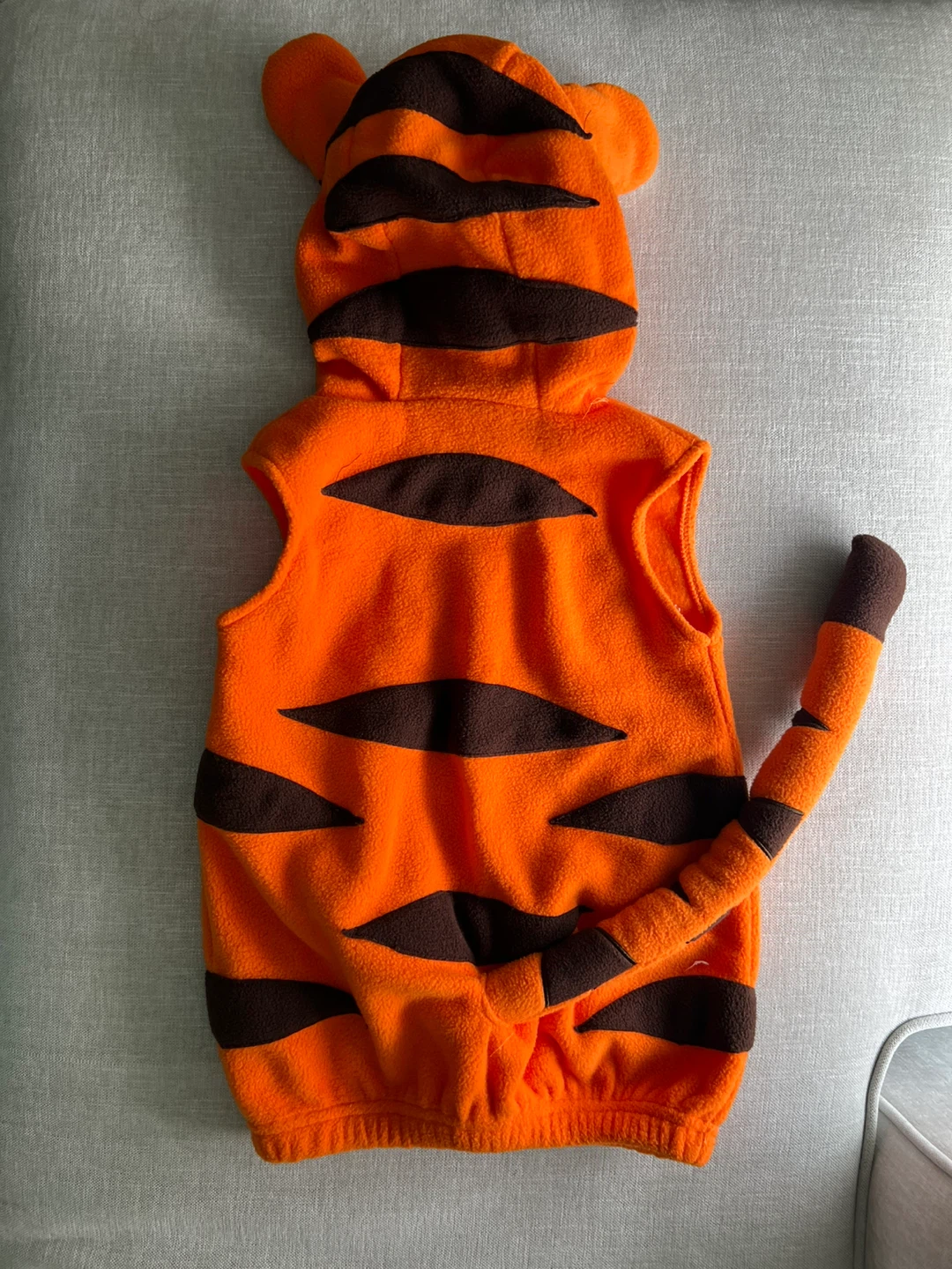 Tiger Costume - Toddler Size - photo 2