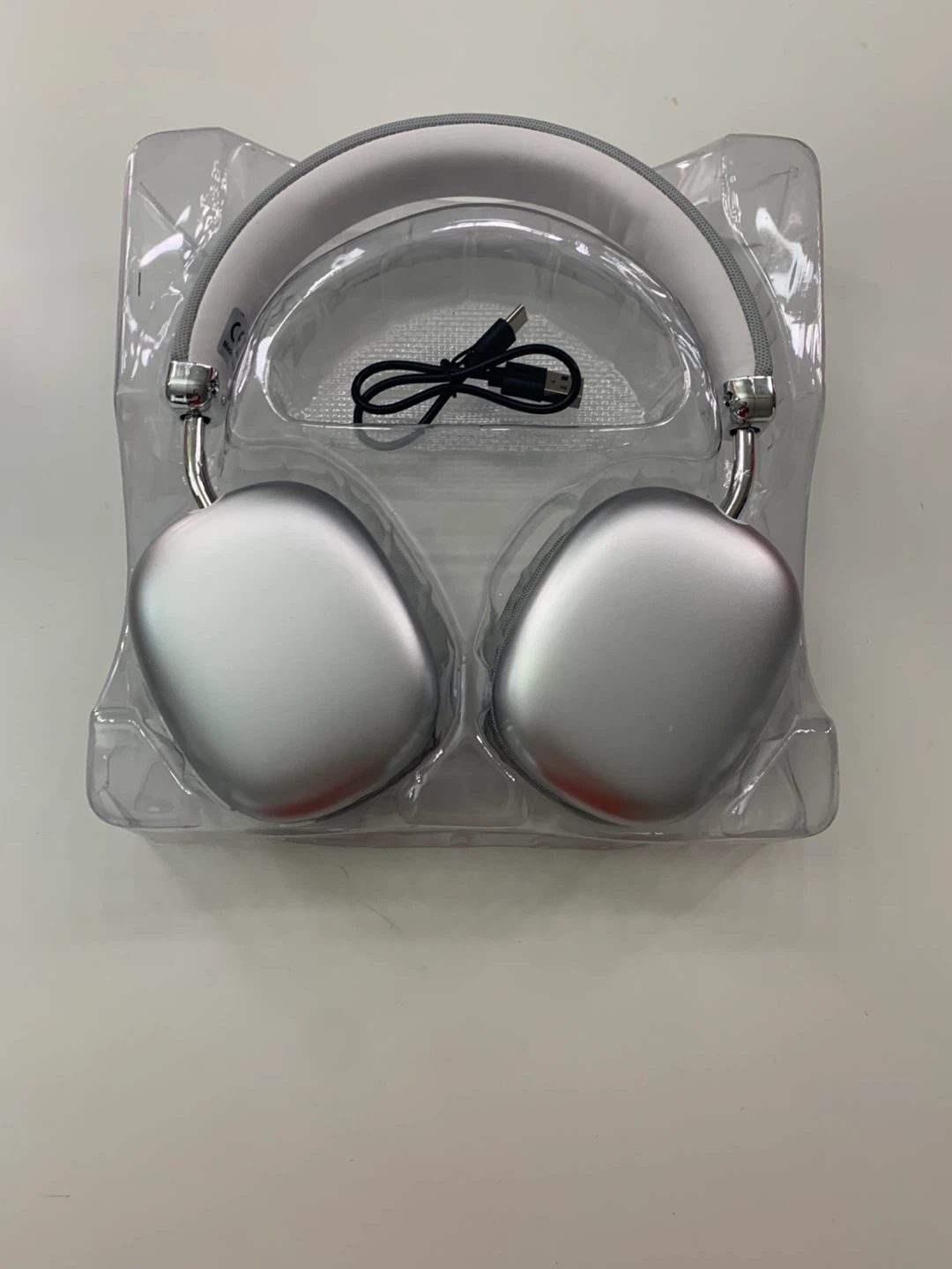 YR-15 Wireless Stereo Headphones - New in Box! - photo 3