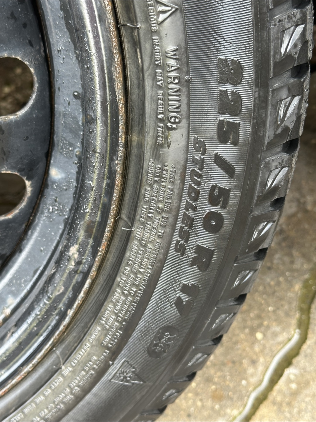 Set of 4 Winter Tires 225/50R17 X-ICE Studless - photo 4