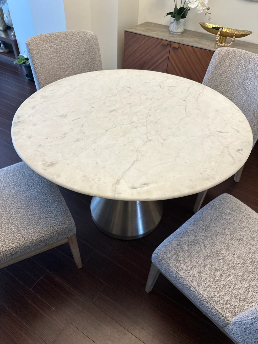 West Elm Silhouette Dining Table - Round image indicator(3)