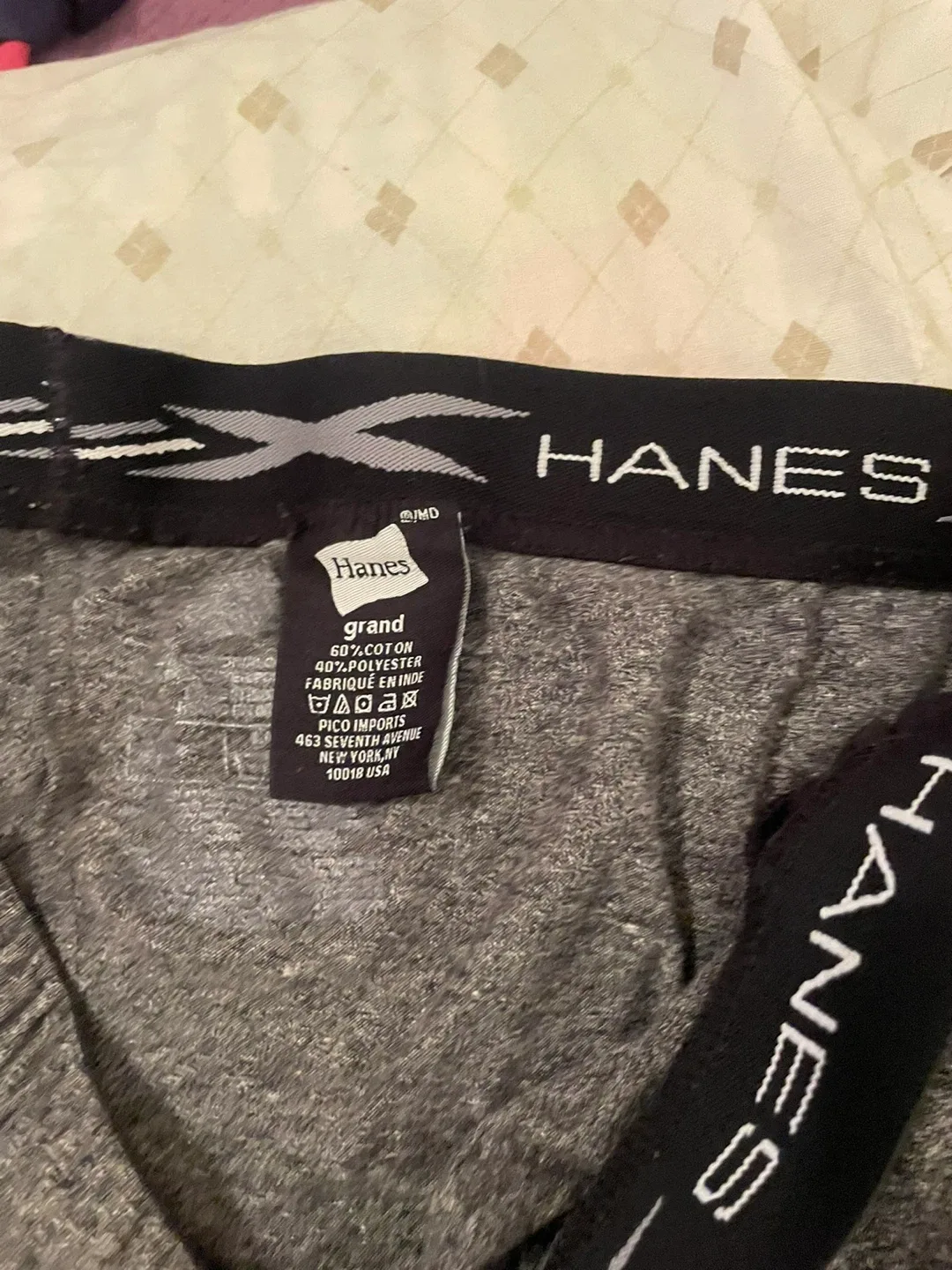Hanes Men's Grey Pajama Pants - Size Grand image indicator(2)