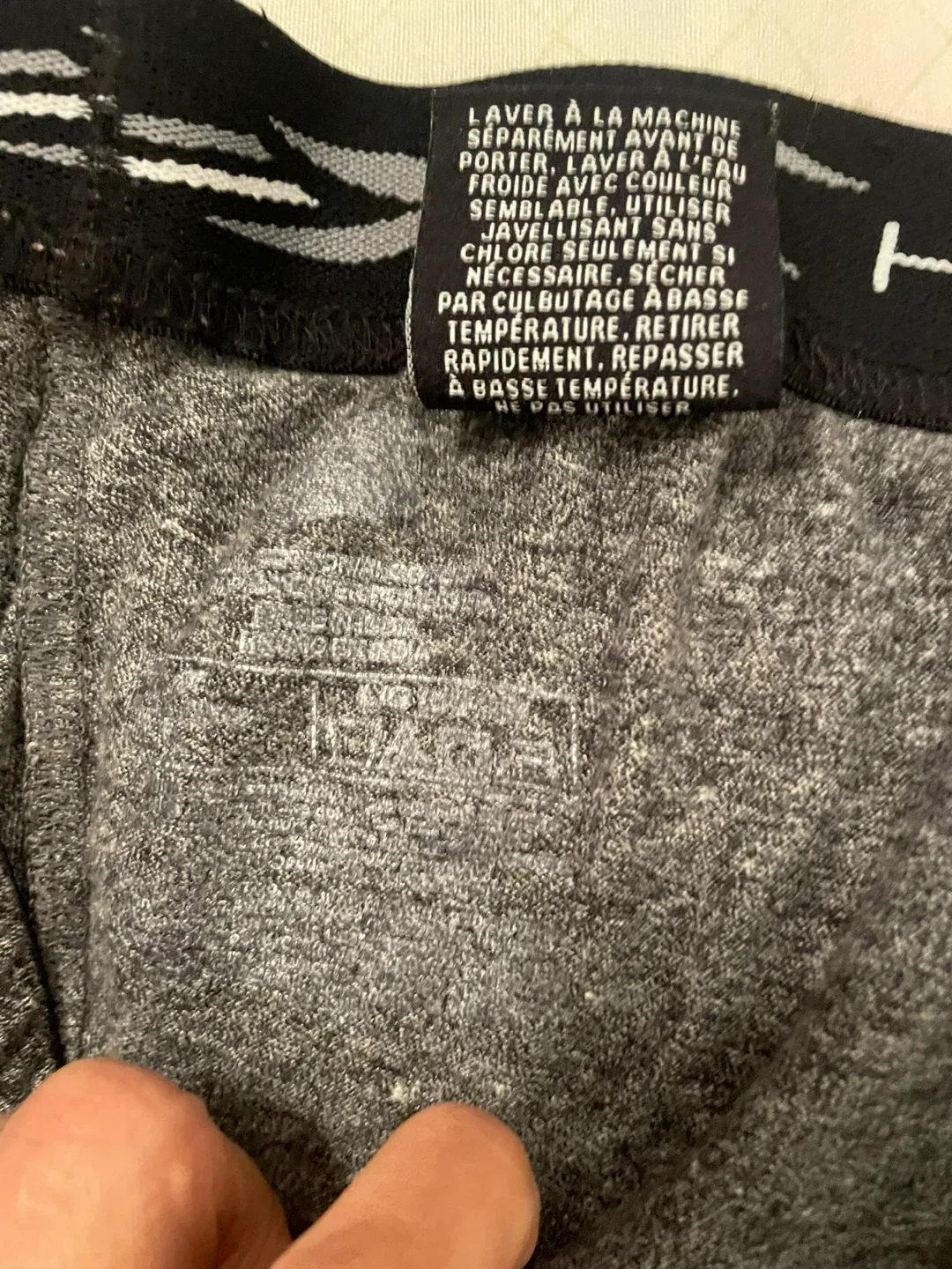 Hanes Men's Grey Pajama Pants - Size Grand image indicator(3)