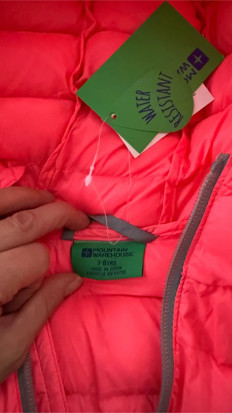 Mountain Warehouse Padded Vest - 7-8 Yrs image indicator(4)