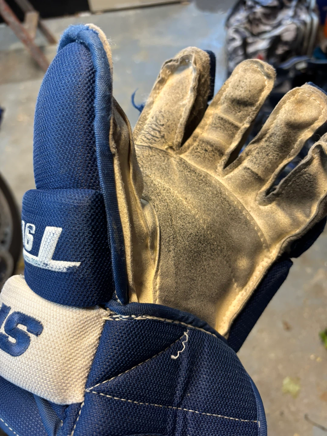 R-Wood T90 Hockey Glove maple leaf blue - photo 3