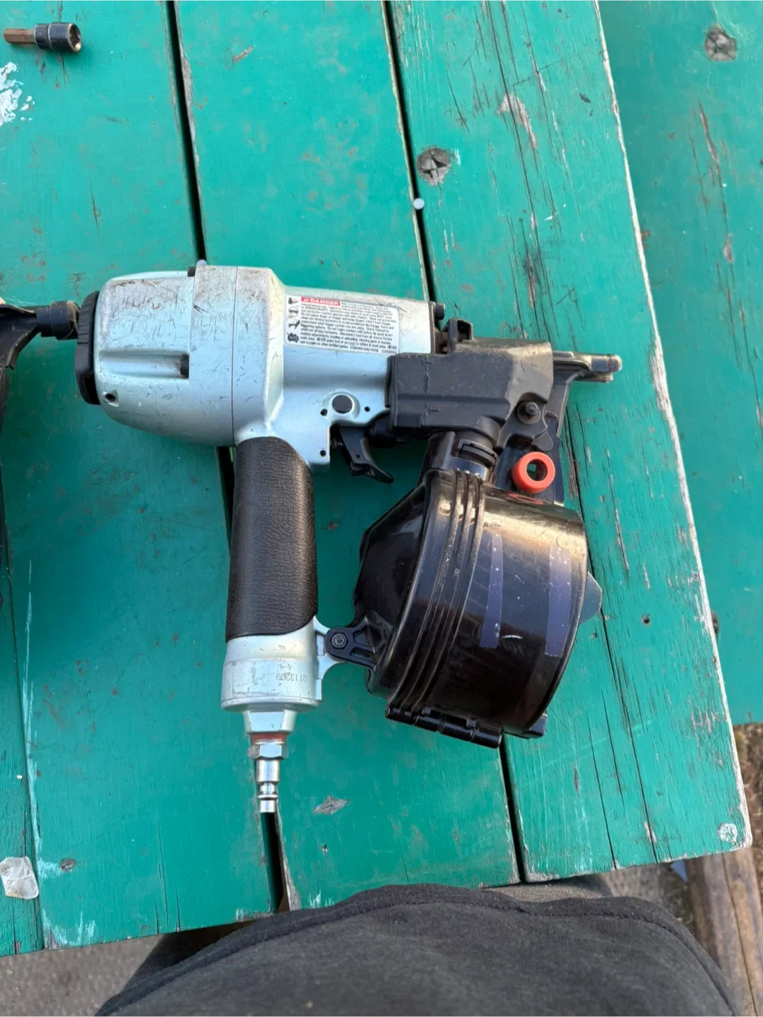 Metabo NV65AH2 & Freeman Pneumatic Nailers image indicator(4)