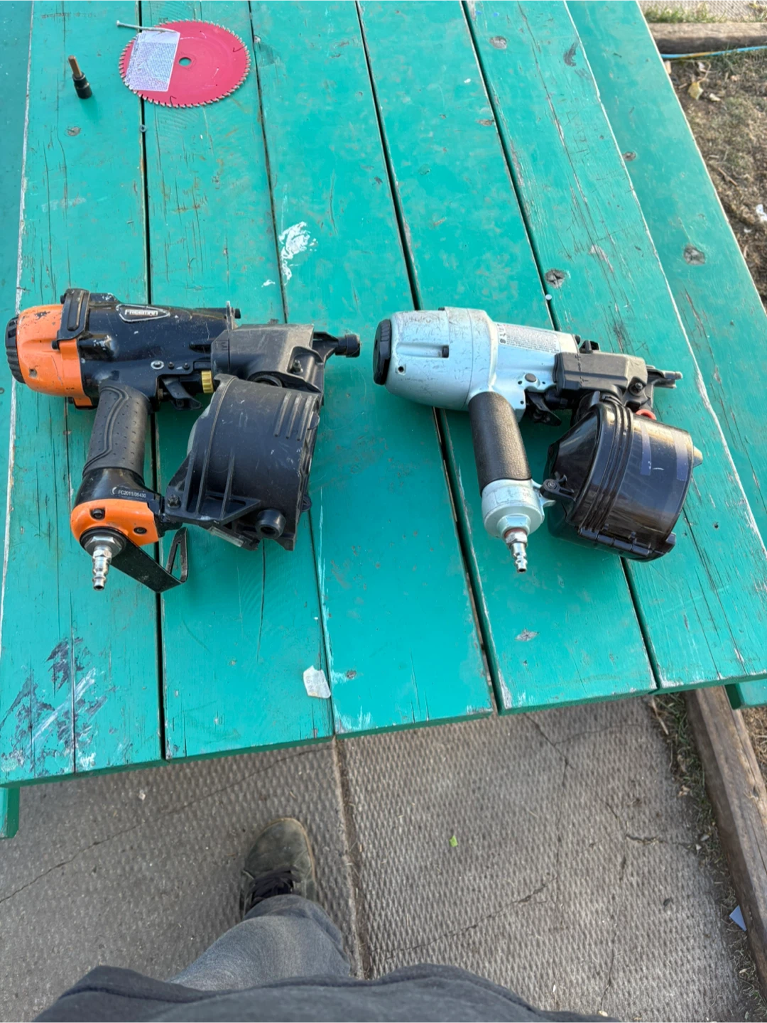 Metabo NV65AH2 & Freeman Pneumatic Nailers