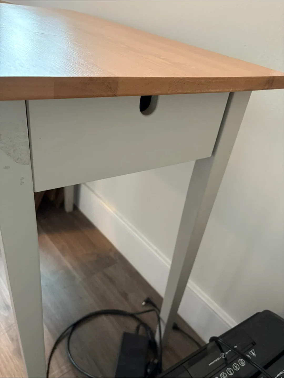 Wooden Desk with Drawer image indicator(6)
