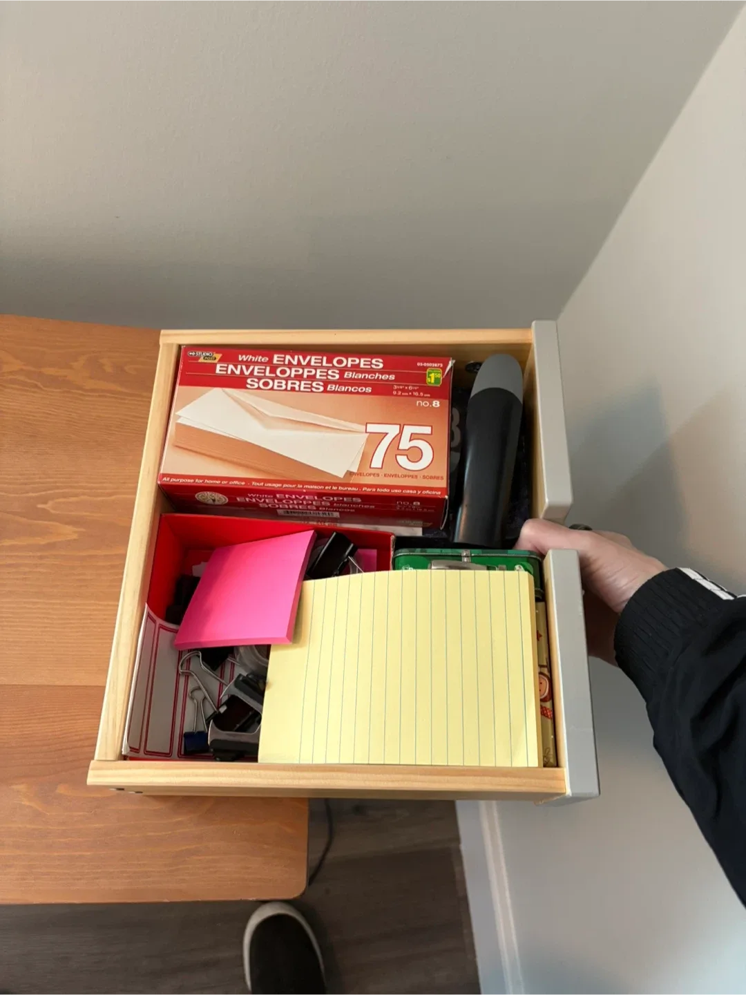 Wooden Desk with Drawer image indicator(7)