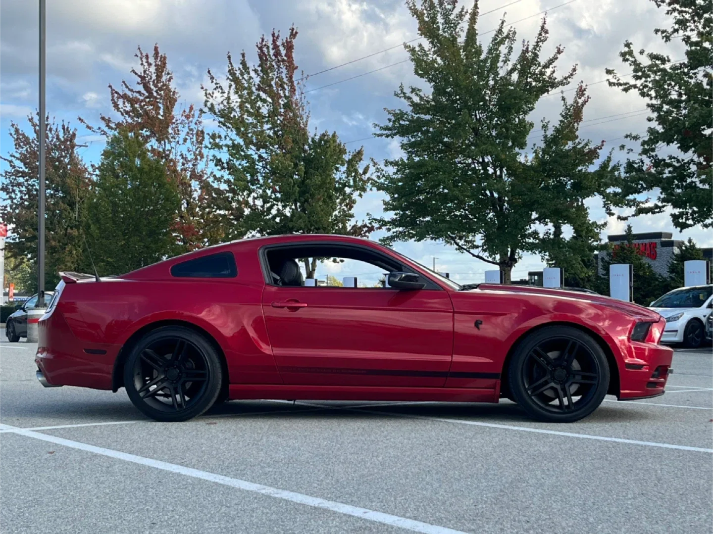 2013 Ford Mustang image indicator(2)