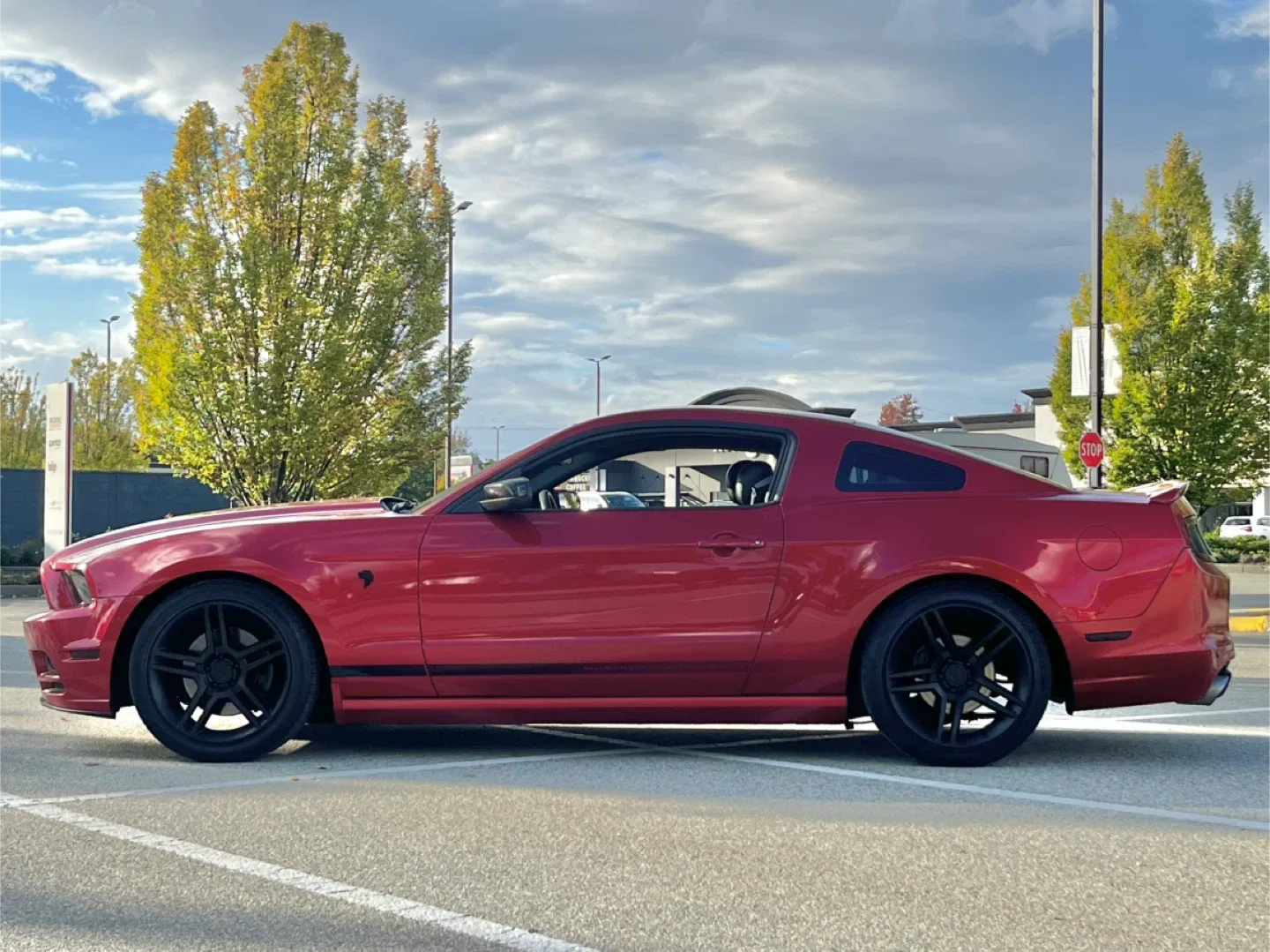 2013 Ford Mustang image indicator(6)