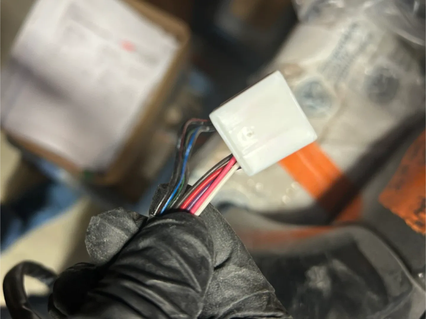 2023 Toyota RAV4 RH Side Mirror - Super White image indicator(6)