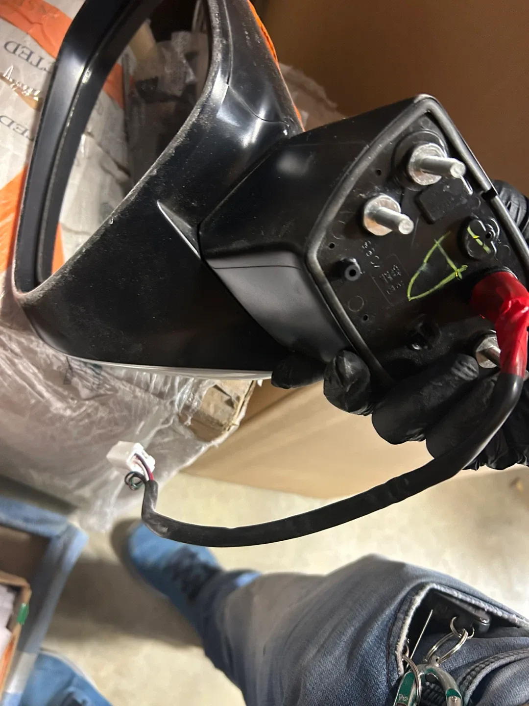 2023 Toyota RAV4 RH Side Mirror - Super White image indicator(4)