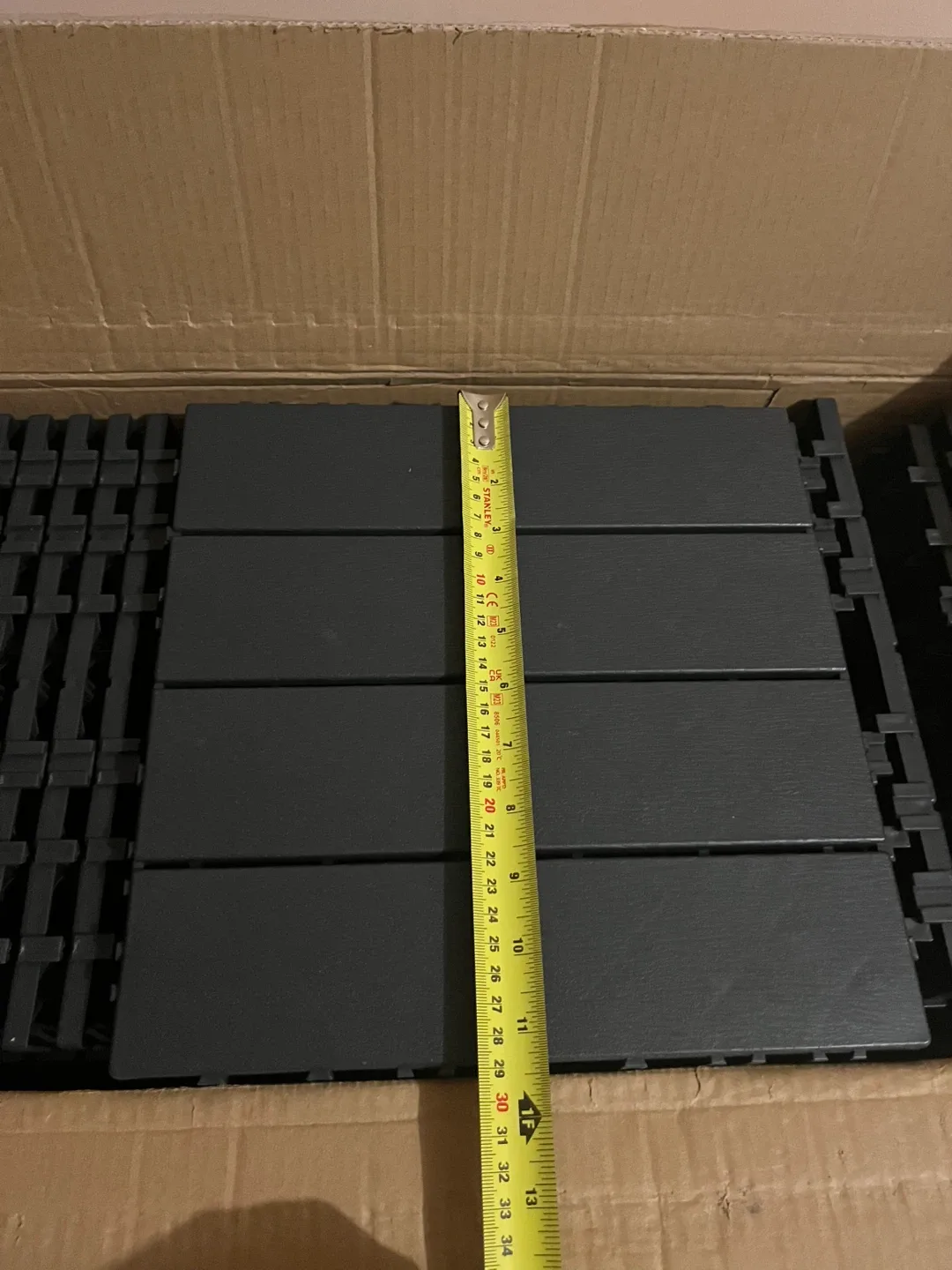 40 pack wood Panel Interlocking Deck Tiles image indicator(3)