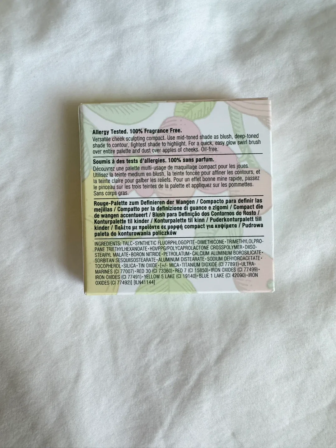 New Clinique Cheek Contouring Palette - Defining Berries image indicator(5)