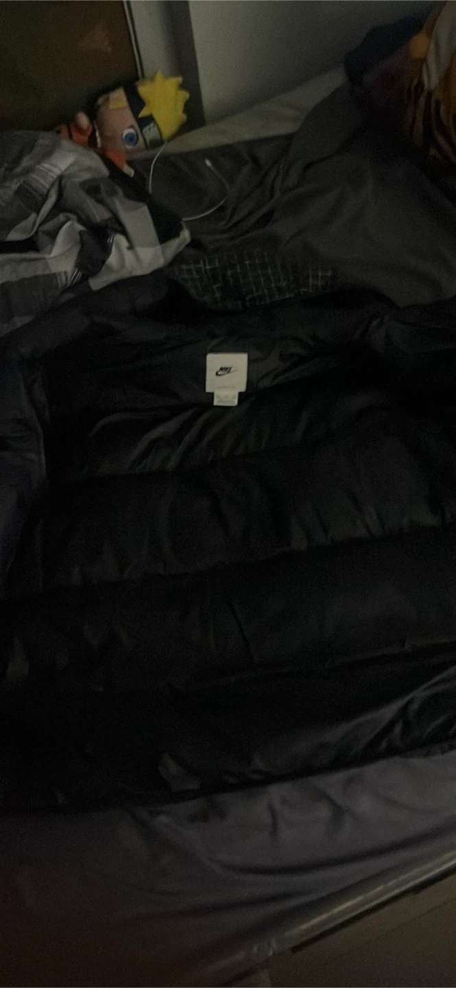 Nike Black Puffer Jacket - photo 3