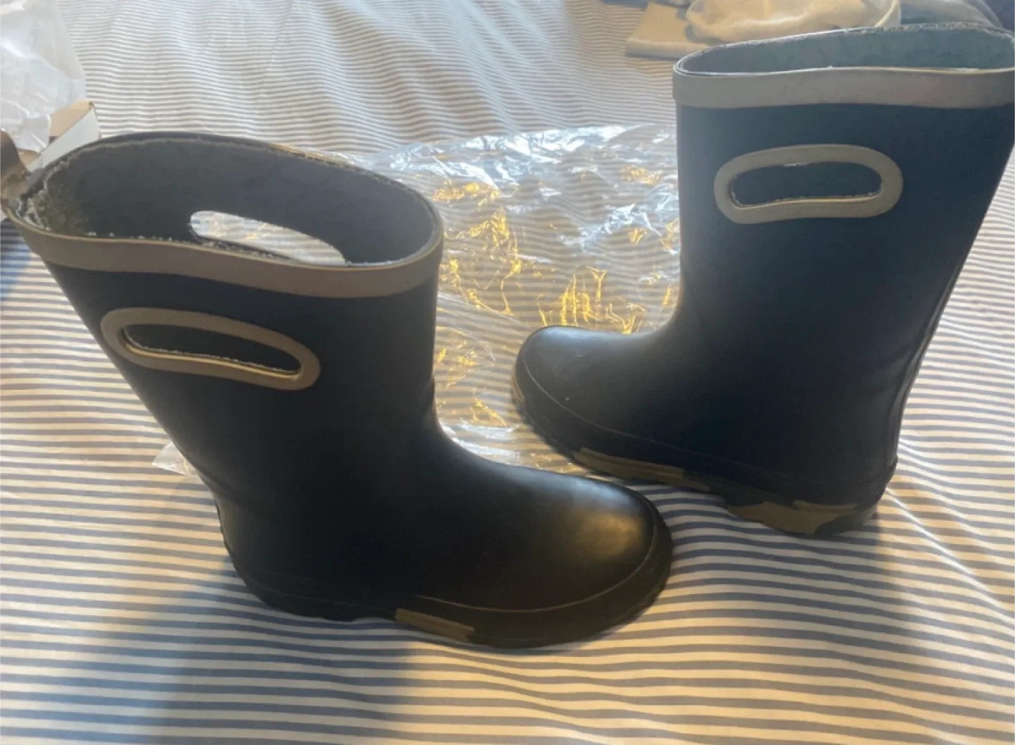 Hot Paws Youth Boys' Baron Rain Boots image indicator(2)