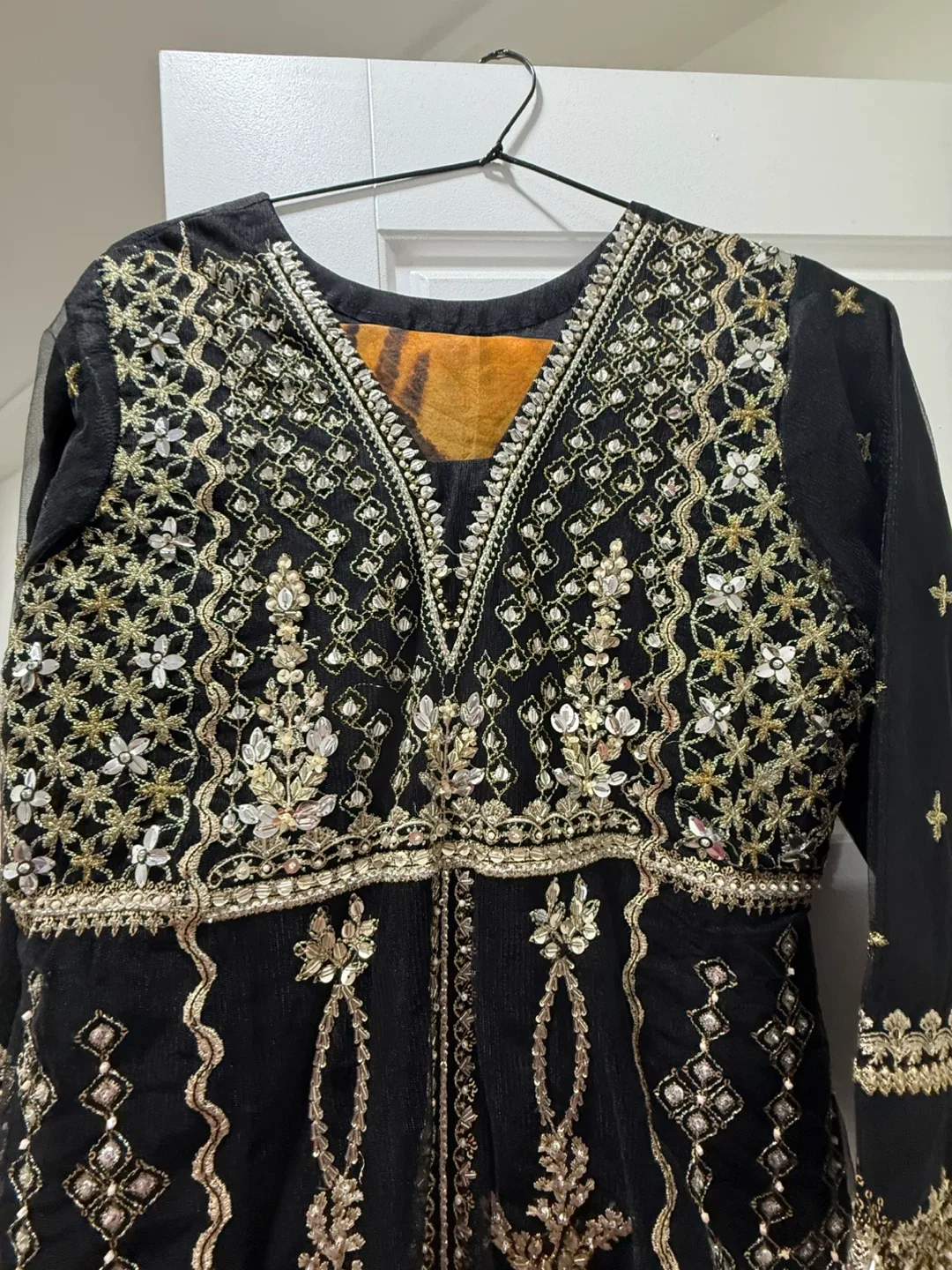 Zaha Embroidered Black & Gold Salwar Kameez image indicator(2)