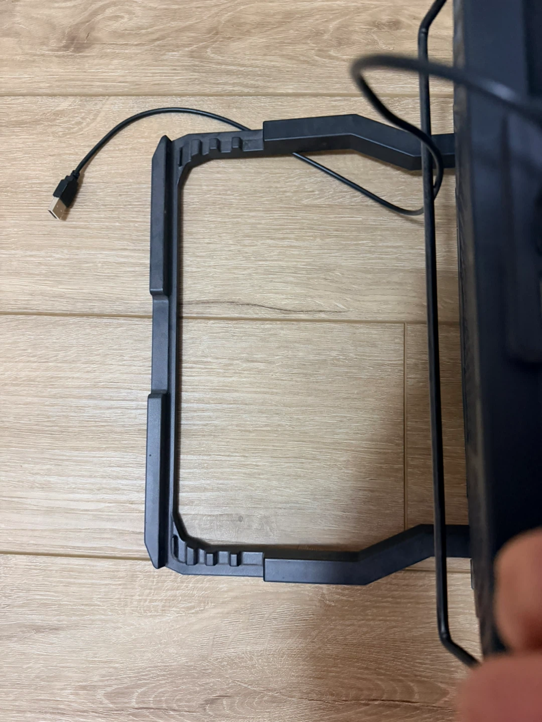 Laptop Adustable Cooling Stand - photo 2