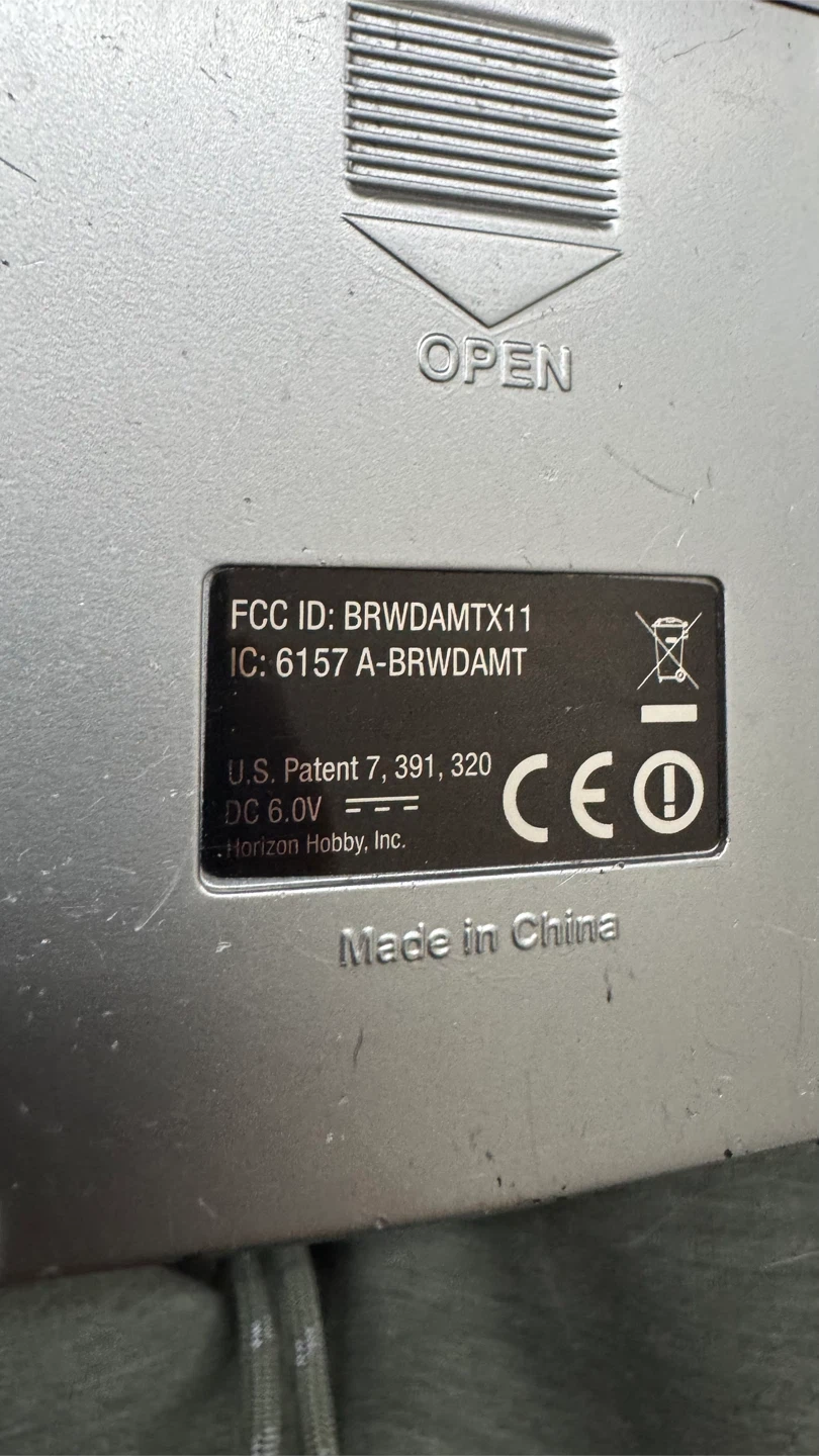 Spektrum DX3C remote and SR300 transmitter - photo 3