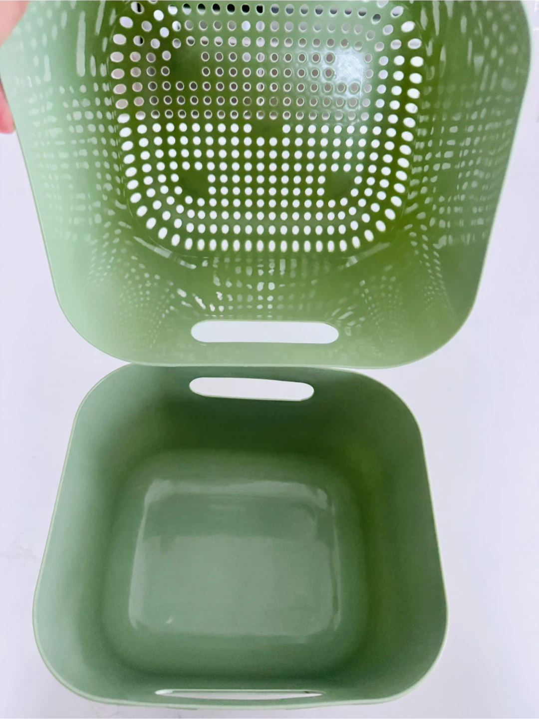 Green Plastic Colander and Basin Set