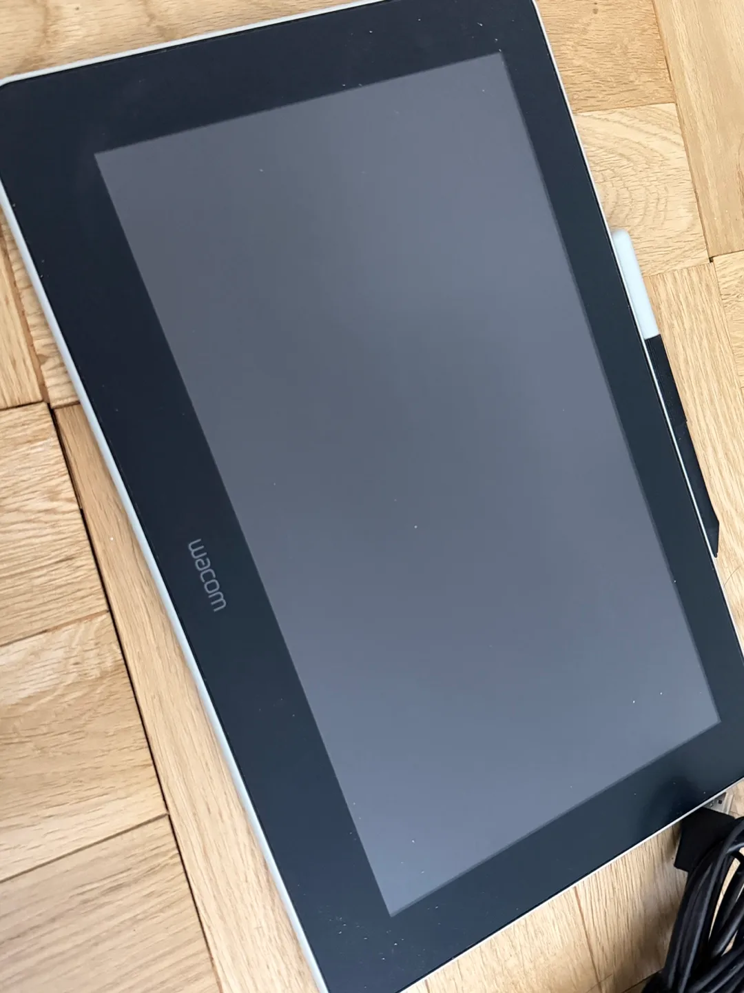 Wacom One Creative Pen Display image indicator(3)