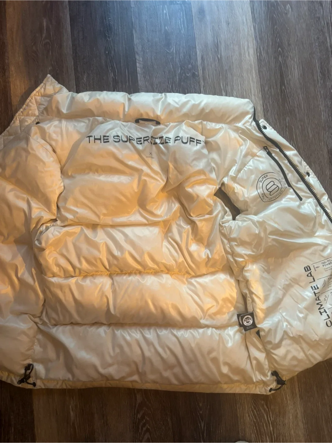 Aritzia Super Puff Vest Men’s XS or Women’s M-L image indicator(3)