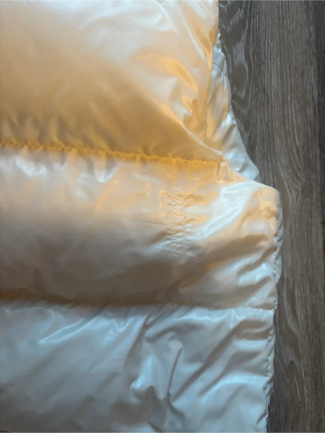 Aritzia Super Puff Vest Men’s XS or Women’s M-L image indicator(4)