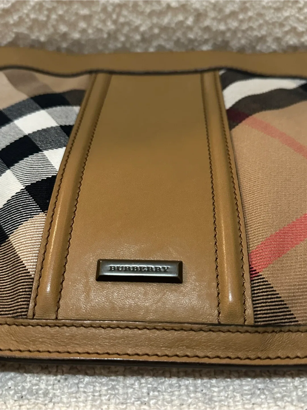 Burberry Crossbody Bag image indicator(2)