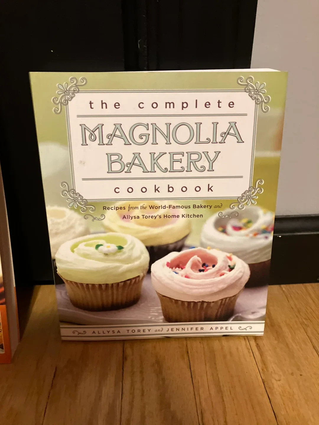 Cookbook Lot: Slow Recipes 500, Family Cookbook, Magnolia Bakery image indicator(2)