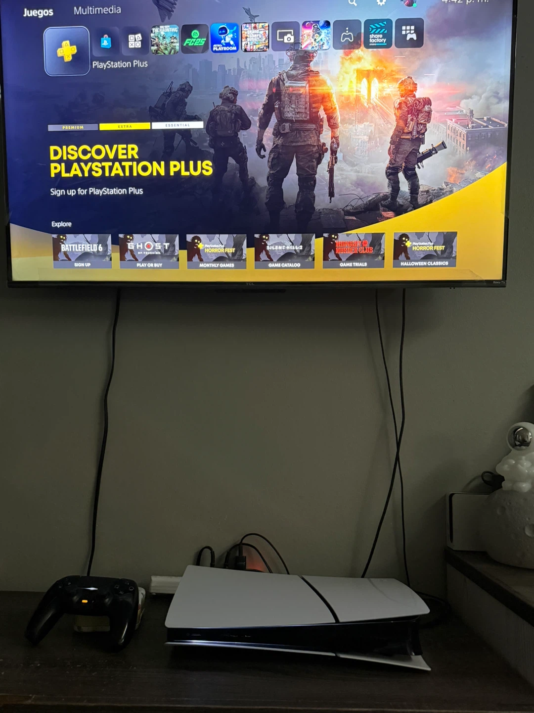 Sony PlayStation 5 Digital Edition - Like New! - photo 4