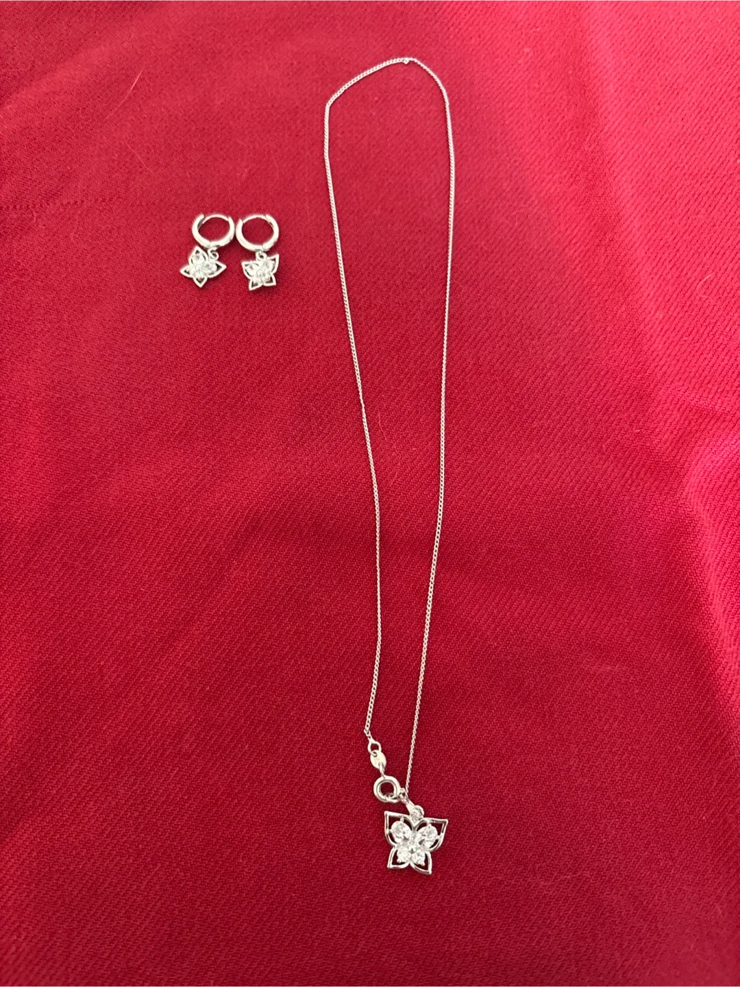 Silver Butterfly Necklace & Earring Set thumbnail