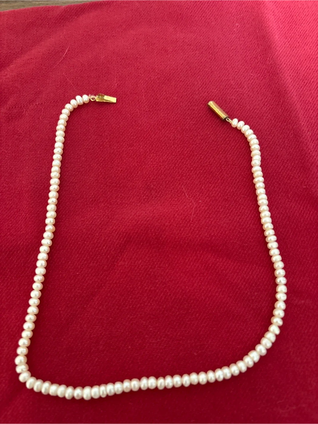 Pearl Necklace image indicator(2)