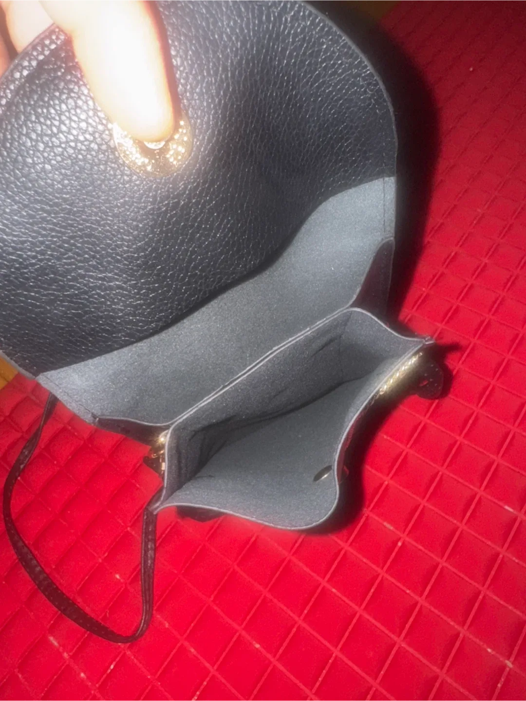 Black Crossbody Bag image indicator(2)