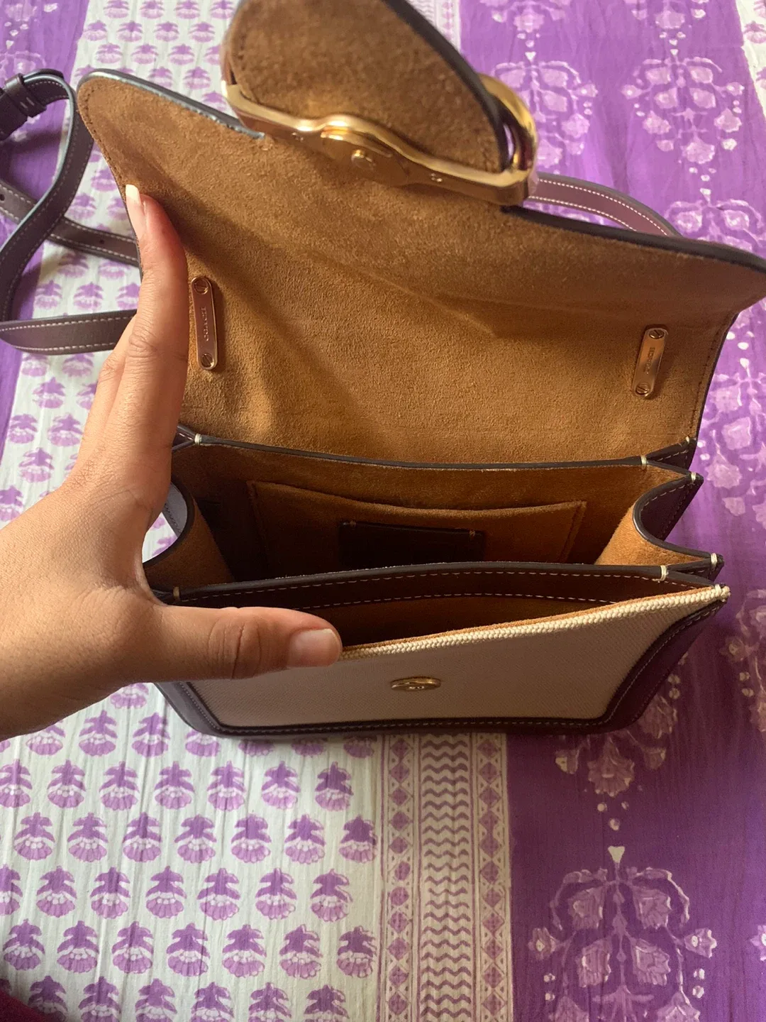 Coach Crossbody Brown & Beige Bag image indicator(3)