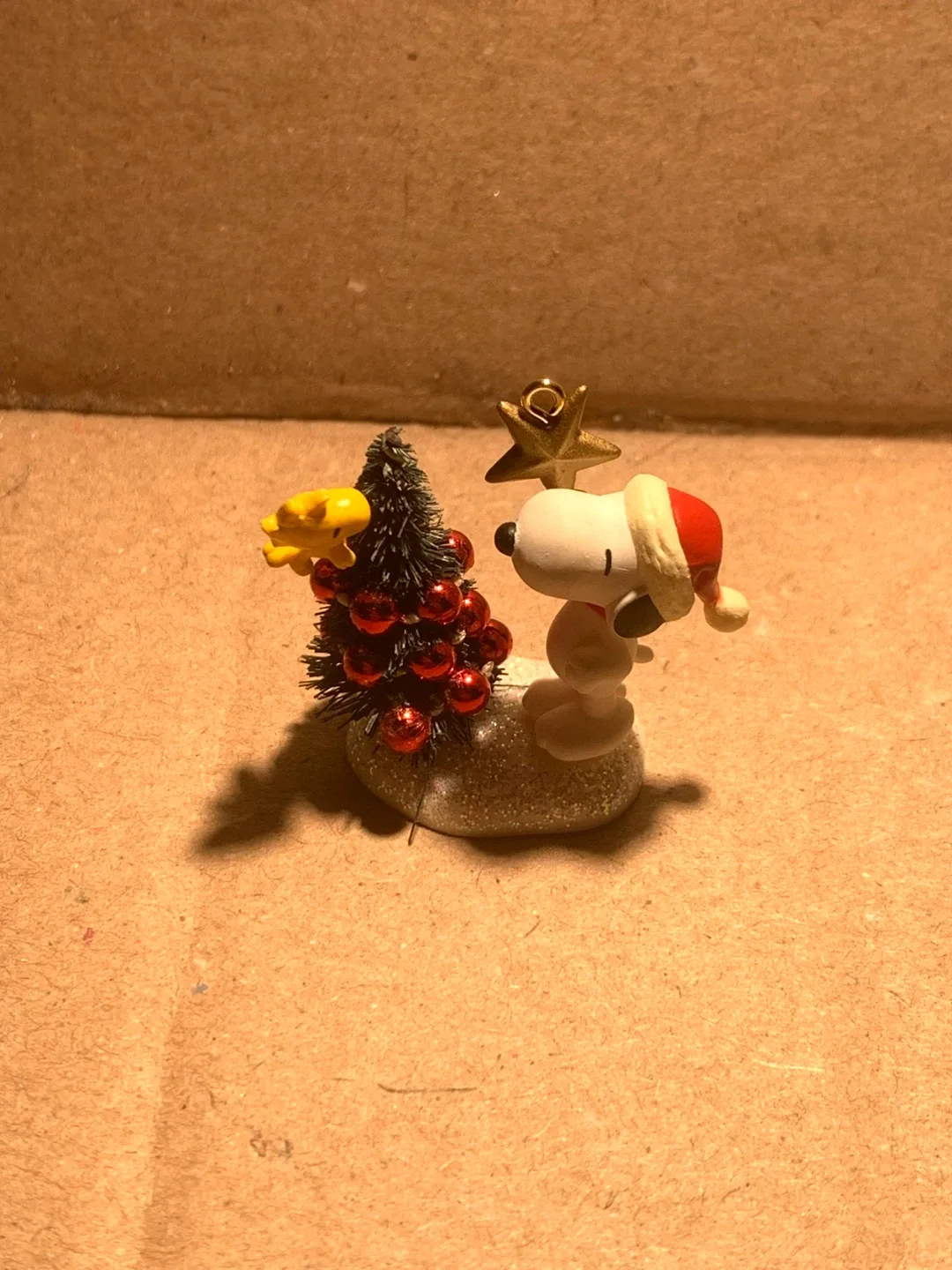 Hallmark Keepsake Winter Fun with Snoopy Christmas ornament image indicator(3)