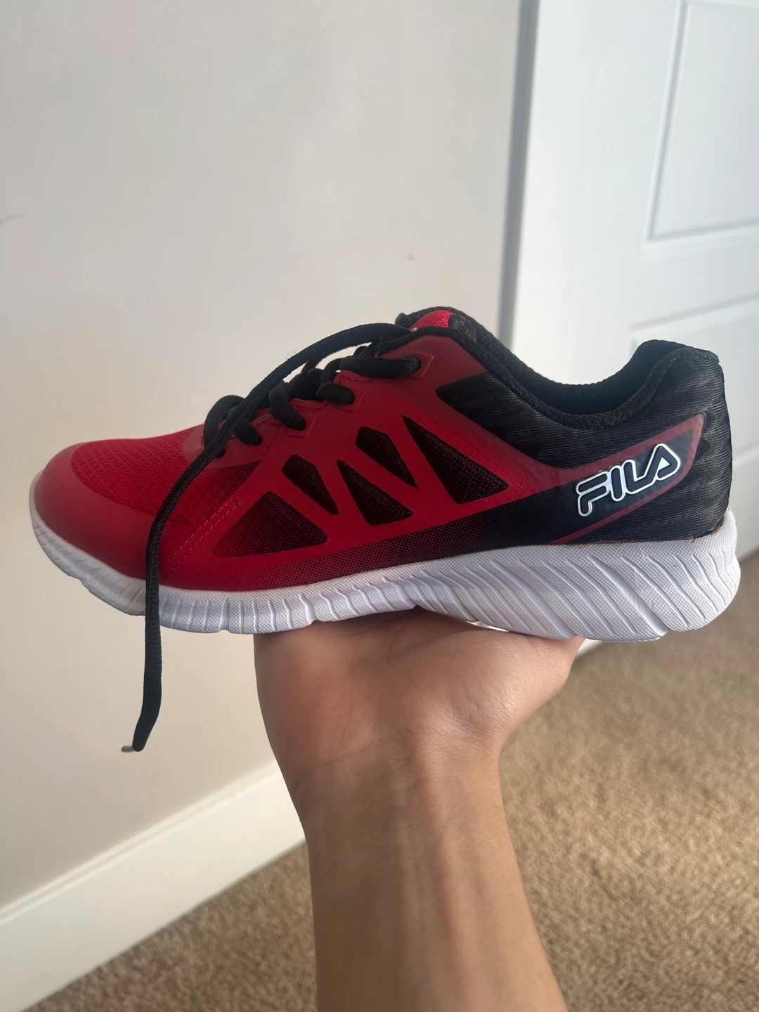 Fila Running Shoes - Crimson Red & Black - Size 5 - photo 2