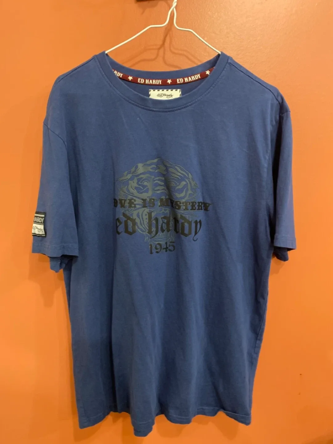 Ed Hardy Graphic T-Shirts 3(each$3) image indicator(3)