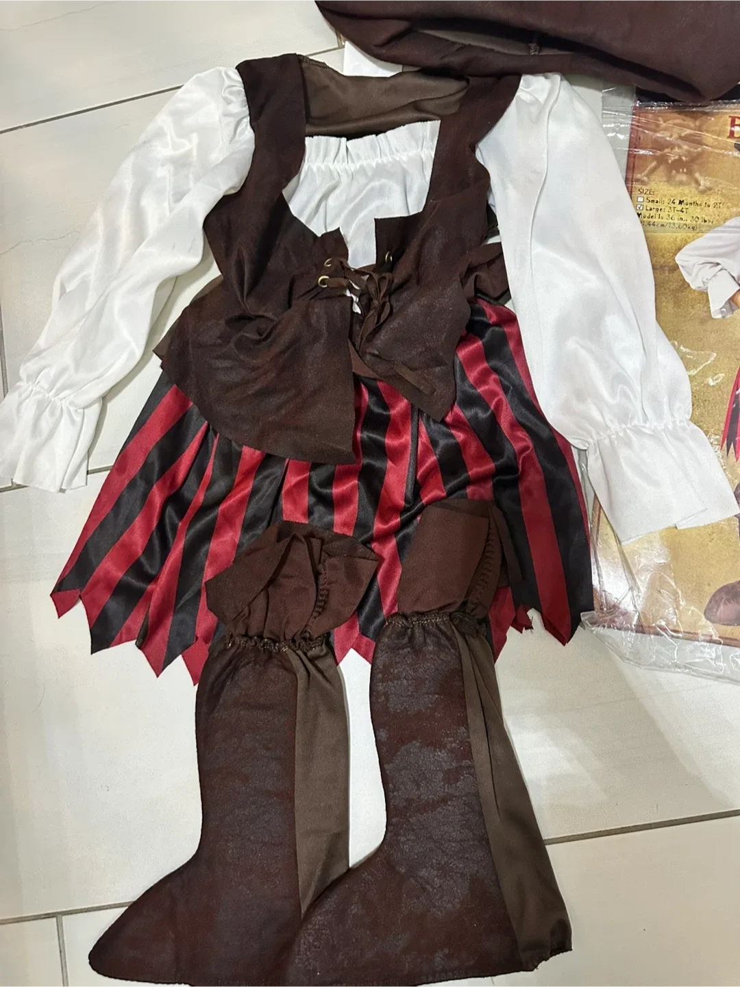 NEW High Seas Buccaneer Costume - Size Large 3T-4T image indicator(3)