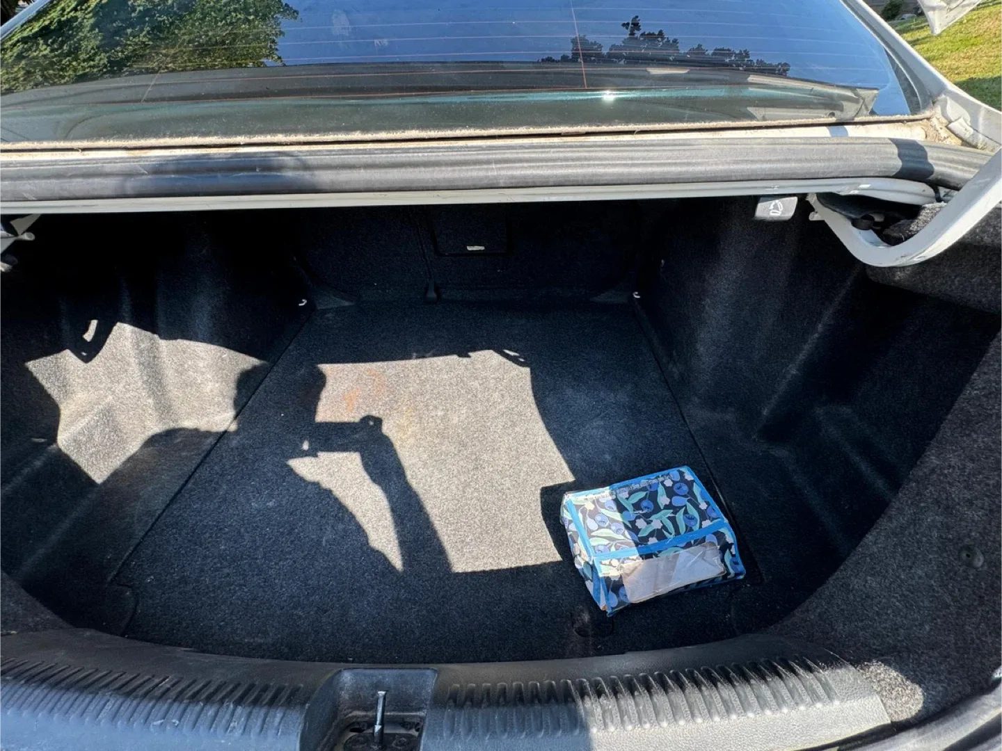 2011 Volkswagen Jetta Sedan image indicator(2)