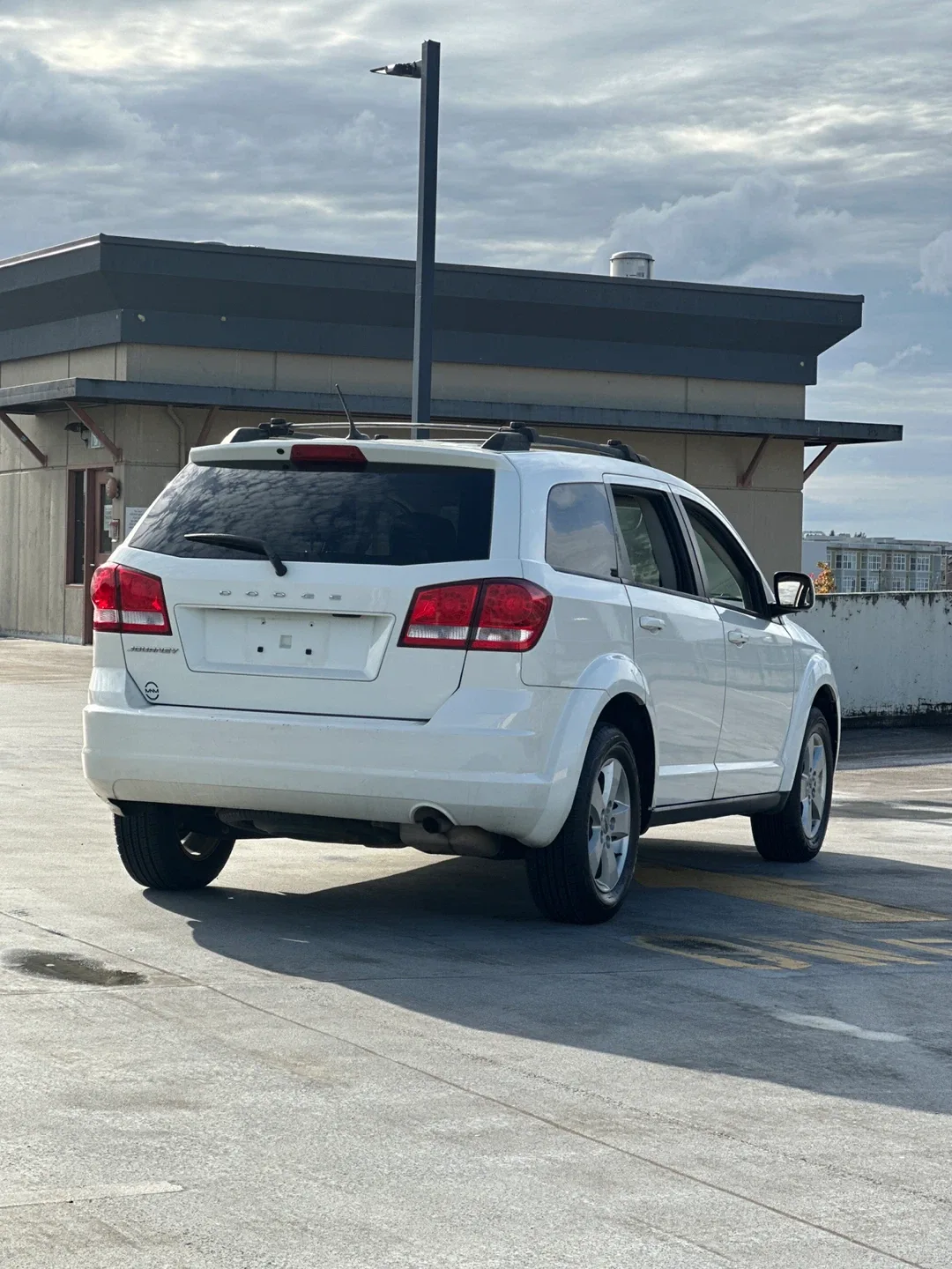 2018  Dodge Journey image indicator(2)