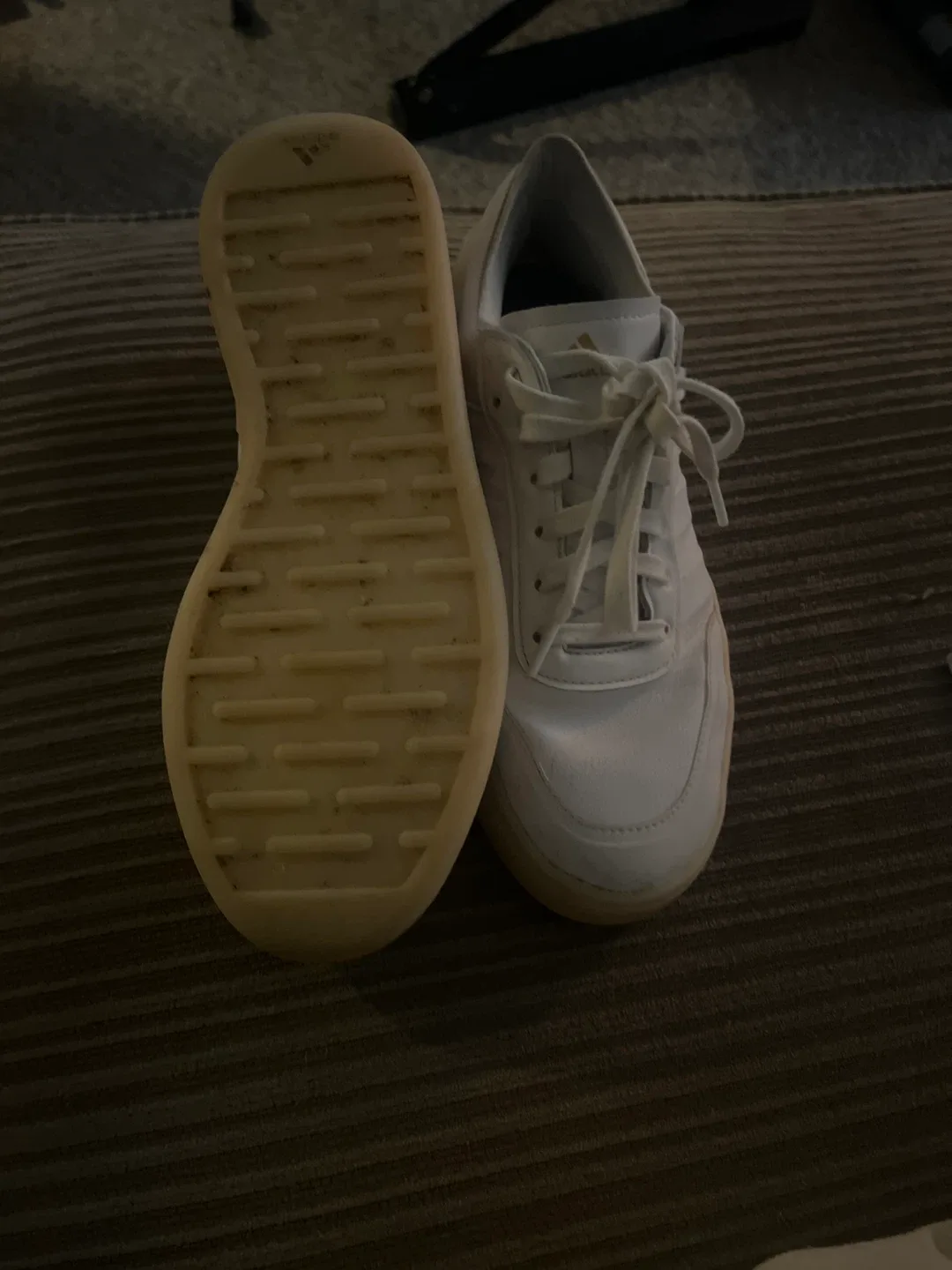 Adidas woman’s size 8 image indicator(2)