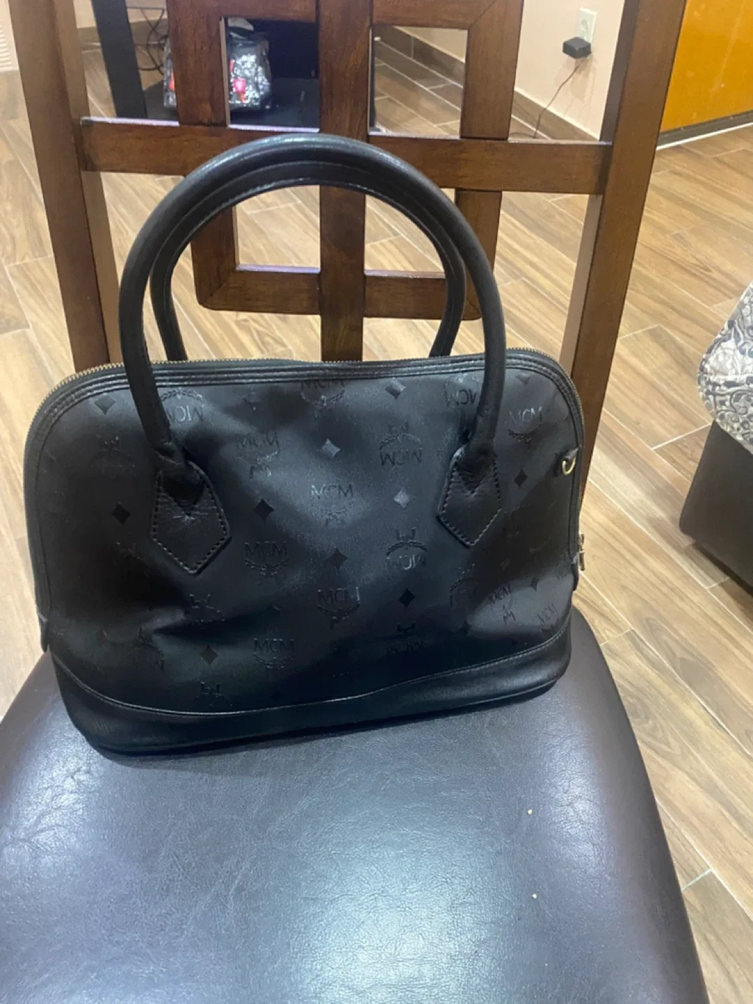 Authentic vintage Mcm image indicator(7)