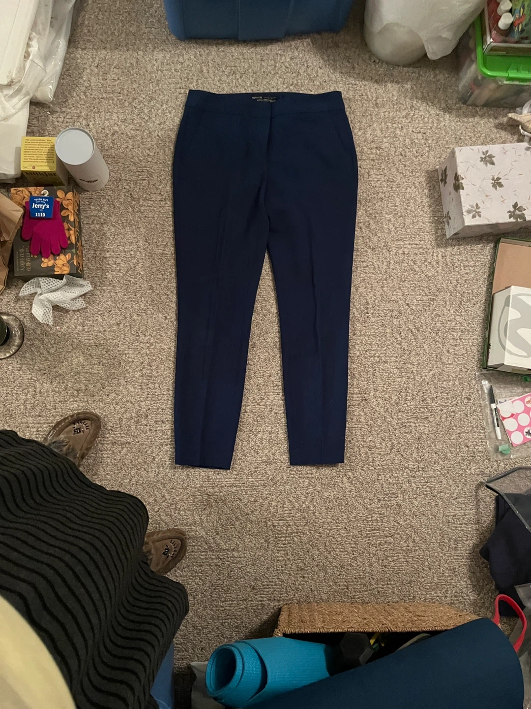 RW&CO Signature Fit Ankle Pants - Size 8