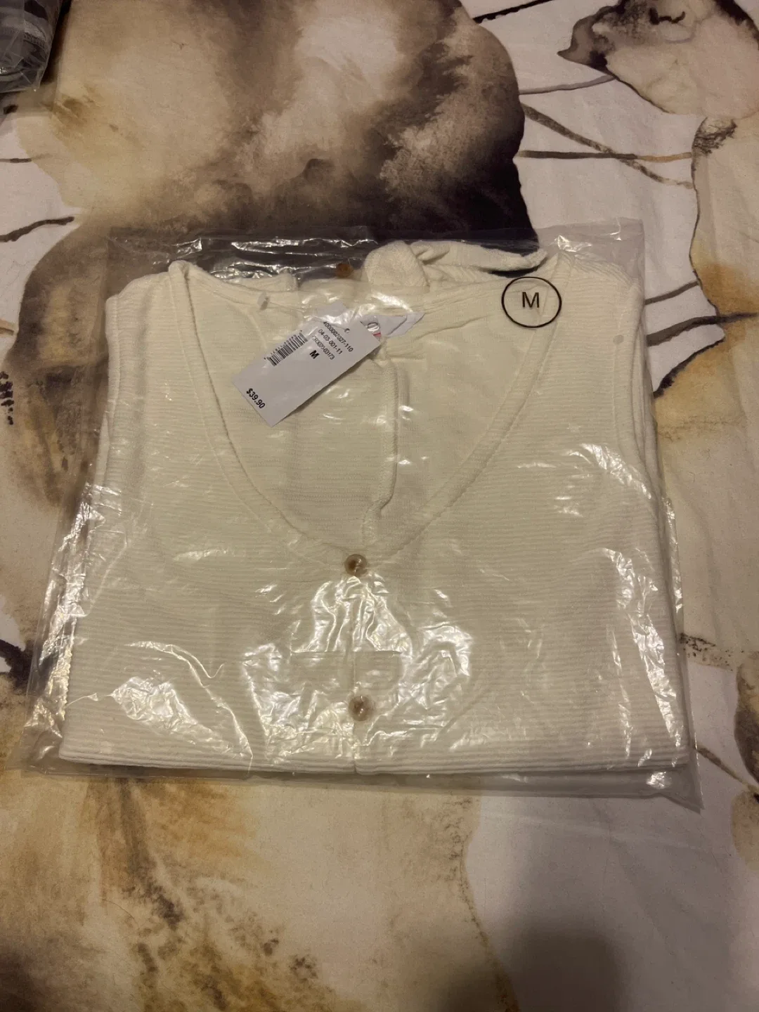 CLEO New Cream-Colored Sleeveless Top, Size M