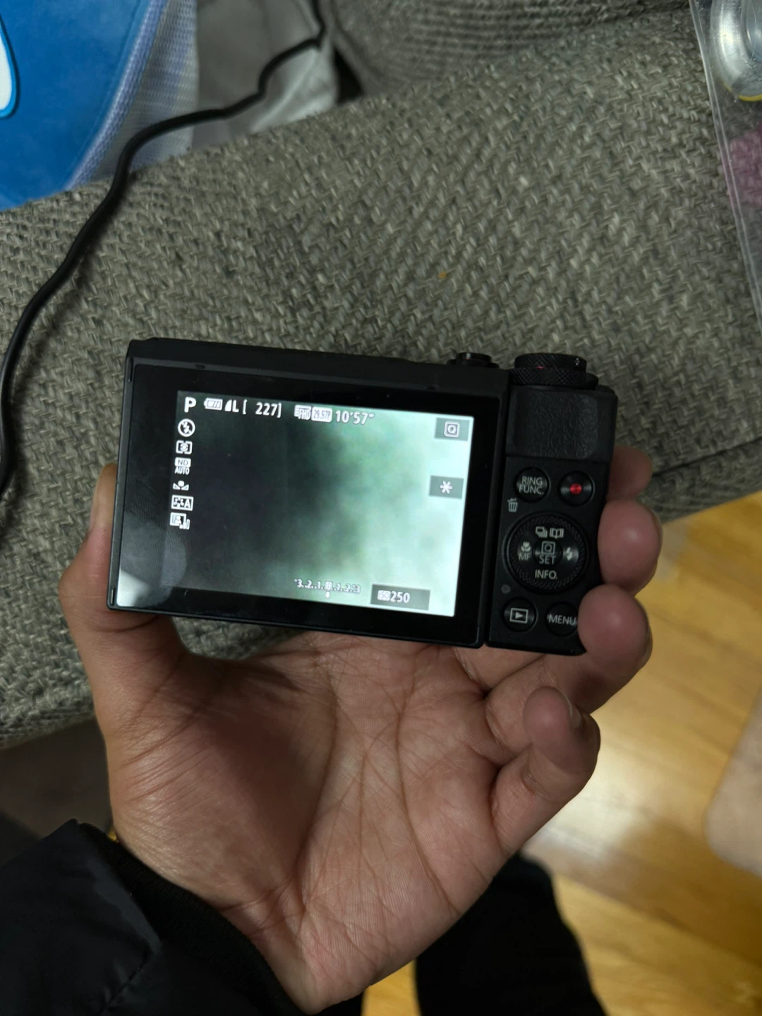Canon G7X Mark II Digital Camera - photo 3